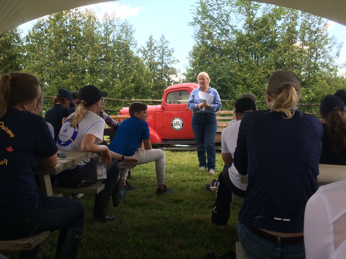 Riders' briefing at #Oakhurst3DE on communications: how to convey the story of your sport, your horse, your passion 🍁 #equestrian #horse