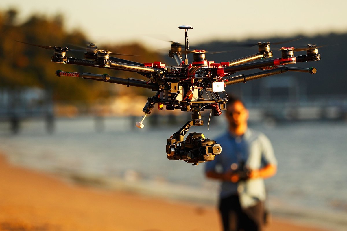 briandcolwell's tweet photo. The critical element of #drones’ #future as #disruptive #technology: #senseandavoid #technology. #drone #iot
https://t.co/JRE2ogiACe https://t.co/0E6FPOsB8q