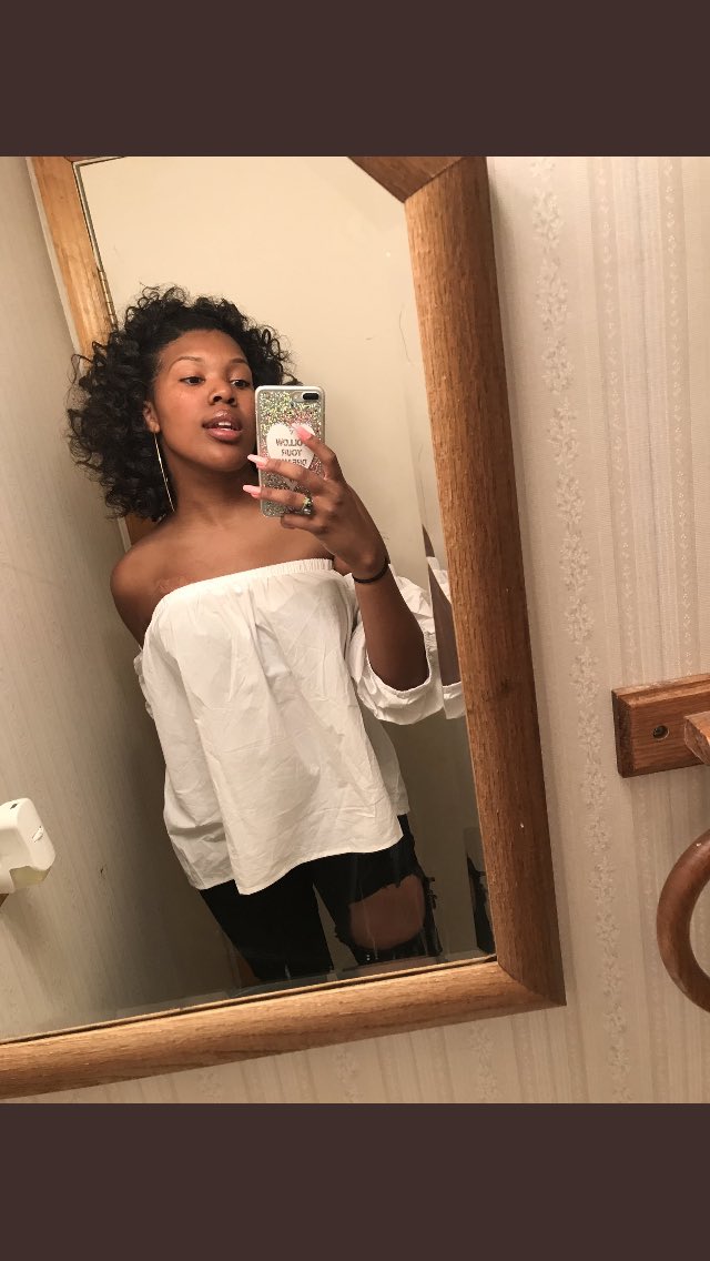 xnlykee's tweet photo. Kaelah ❤️🙏🏽 Rest Up Babygirll 😞 We Love You N Were Gonna Miss You 💯❤️ Save A Spot For Me Next To The Man Upstairs💯🙏🏽 #FlyhighKae❤️😓😓 https://t.co/CwpdfeEwog