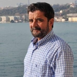 fuatkocaer's tweet photo. Mümtaz'er Türköne beyefendi'nin annesi Rahmet-i Rahman'a kavuşmuş. Allah cc rahmet eylesin. Kendisi de bir an evvel bu zulümden kurtulsun. https://t.co/9jPpRwUTRX