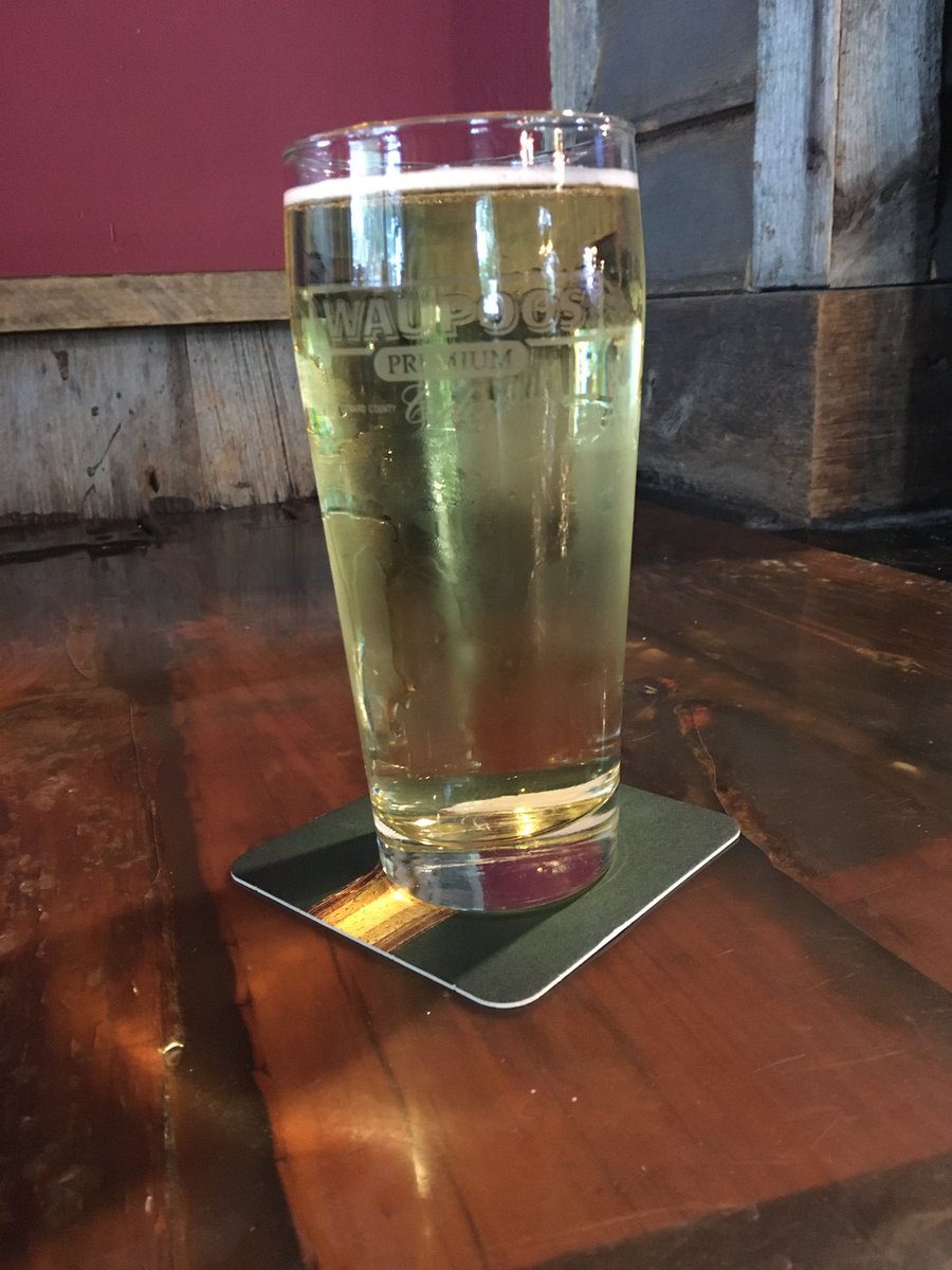 If you're ever passing through Perth be sure to stop by @OReillysPerth for a refreshing Waupoos Cider and great food.