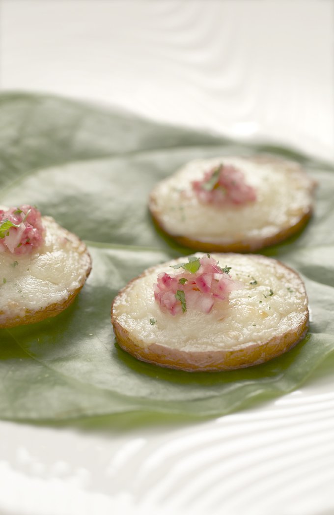 Il_Villaggio's tweet photo. Asiago on top of thin sliced potatoes, baked to perfection.
Find more ideas in our special recipe section: 
https://t.co/Kn54c8nc1a https://t.co/4rVNH2mLZ5