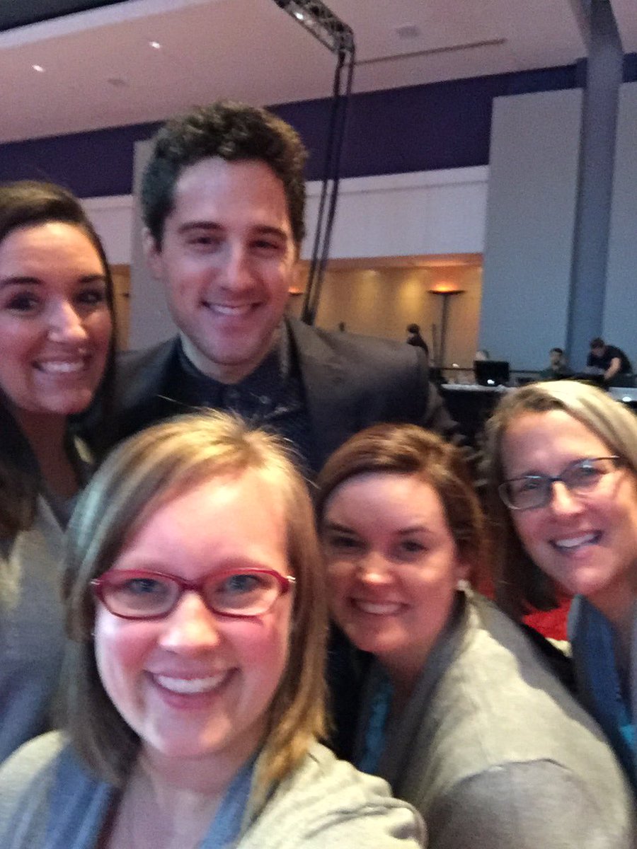 MrsEmilyCarnes's tweet photo. Thanks for coming to #CSUSASUMMIT @jesseruben ! It was great to meet you! (@ccasprincipal , when is he coming to visit the kids?) https://t.co/iQgme57Zr0