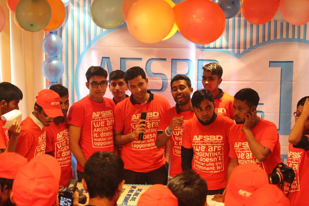 shafiqur_shijan's tweet photo. Family.
#AFSBD #G2G2017 https://t.co/10Zl0jWXa0