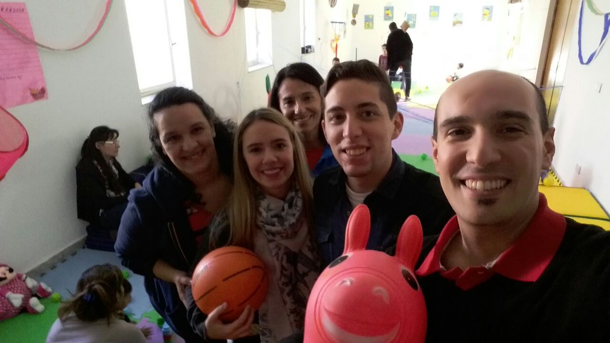 ShLibertador's tweet photo. Festejando el día del niño junto a la Asociación Civil @pequenospasos!!! #TakeCare #GoCALA #volunteering @ShLibertador @MarriottIntl https://t.co/2O4RCFWHs6