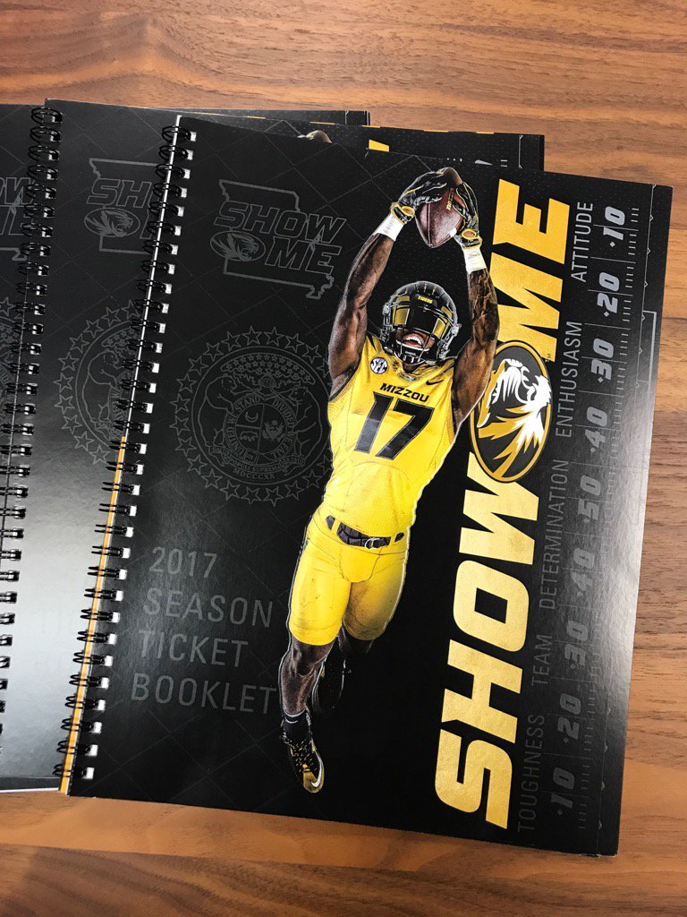 Love the <a href="/MizzouFootball/">Mizzou Football</a> ticket books this year!  First class presentation and now ready for 9/2!!#MIZ