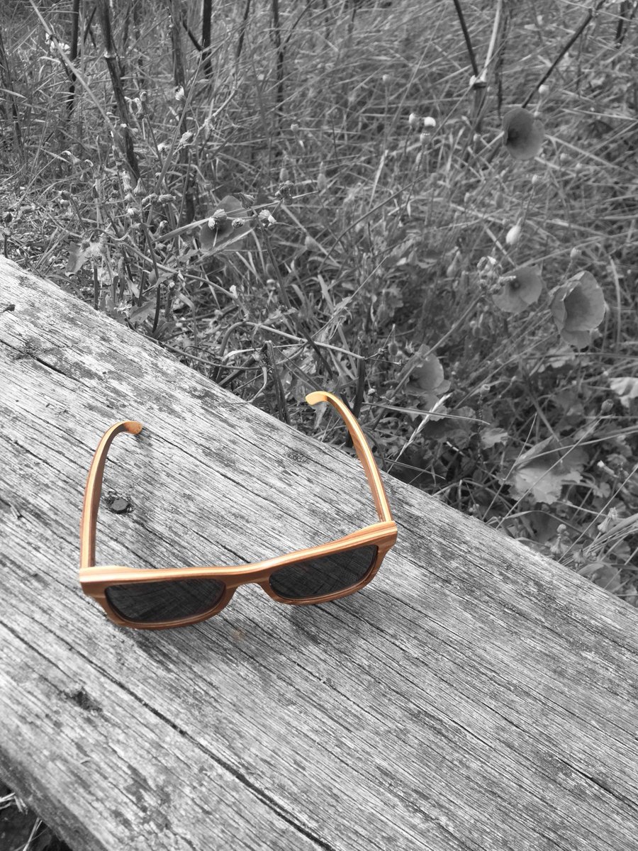 QuitPackGo's tweet image. Check out these awesome wooden sunglasses that FLOAT! Save the environment and look awesome on holiday! 

4estuk.co.uk