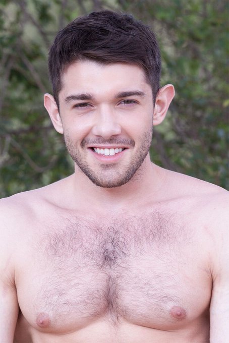 Special thanks to @ManoMartinez | @LucasEnt  @QueerMeNow #Lucasentertainment #Lucasmen #queermenow https://t