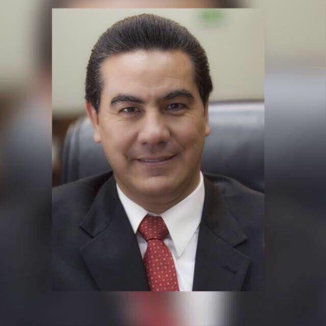 SugheyTorresR's tweet photo. Unidos con lealtad y amor a nuestro Partido los PRIISTAS listos para enfrentar nuevos retos con @EnriqueBenitezO y @lourdesquinones https://t.co/NpfNNkPU28