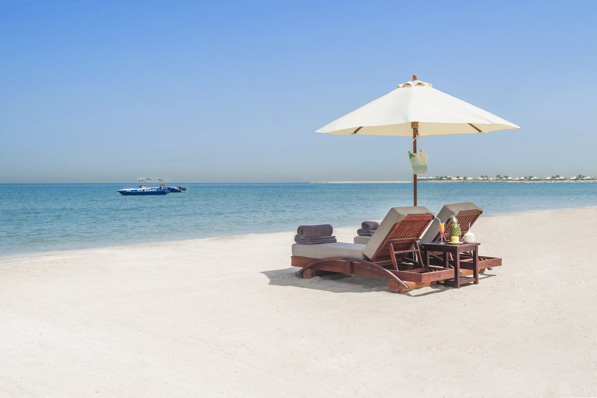 heavenskincare's tweet image. I wish I could enter my own competition! 
How fabulous is the @WaldorfRAK .... I&apos;d love to be in Dubai again 🌞💛
@heavendubai #SpasOfHeaven