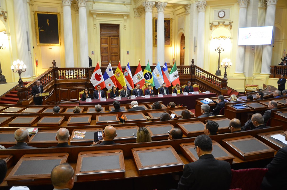 AleAramayoGaona's tweet photo. [AHORA] Participamos en el Encuentro de Presidentes de Parlamentos - #Lima 2017. #EPP2017, en el @congresoperu https://t.co/G1iZ6n9MPc
