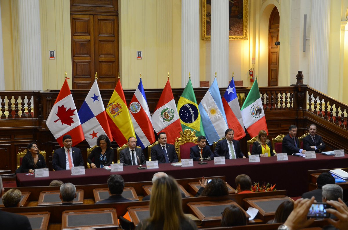 AleAramayoGaona's tweet photo. [AHORA] Participamos en el Encuentro de Presidentes de Parlamentos - #Lima 2017. #EPP2017, en el @congresoperu https://t.co/G1iZ6n9MPc