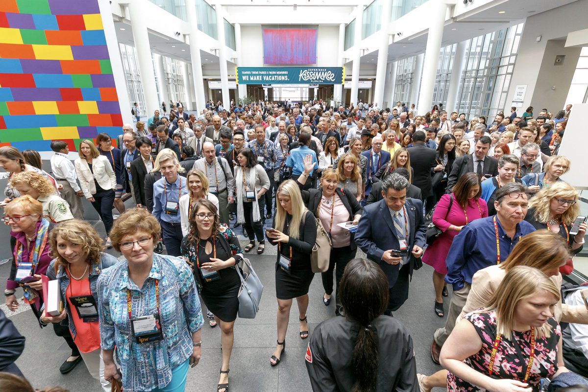 ustravelipw's tweet photo. Rushing into the weekend like it's an #ipw17 luncheon. #fbf https://t.co/zxJCIQ7oG0