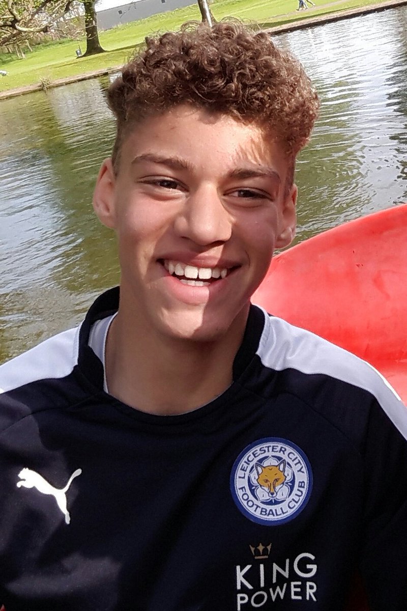 baileytyebaker's tweet photo. Be the best you can be! A great evenings session #goodluck Bailey #lcfc #idsession 217/18 https://t.co/bjnXV50yZY