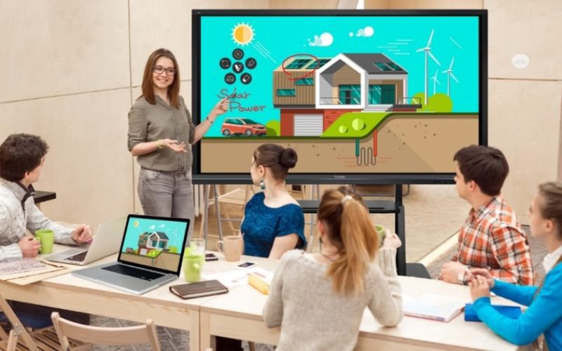 BITSMx's tweet photo. ViewSonic anuncia nueva serie de displays interactivos UHD 4k viewboard® con pantalla táctil de 20 puntos Encuentra más temas de tecnología https://t.co/7jftRFqSQv