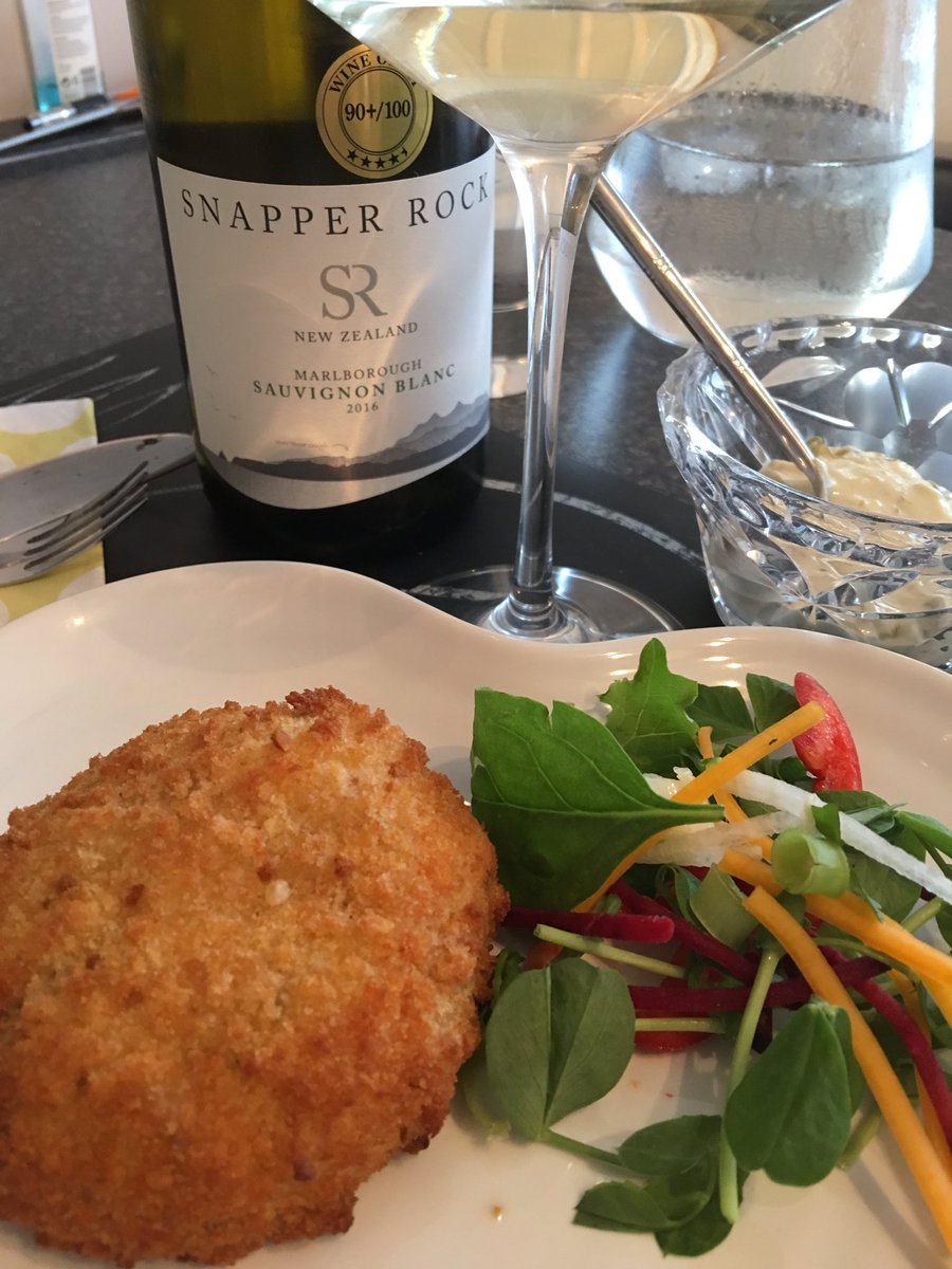 Patsii's tweet photo. I โค๏ธmy haven up north from my manic moments down south ๐ @TomCommentator #topchef #perfectplates #specialmoments #bonnieScotland ๐๐ https://t.co/YW217SKXkm