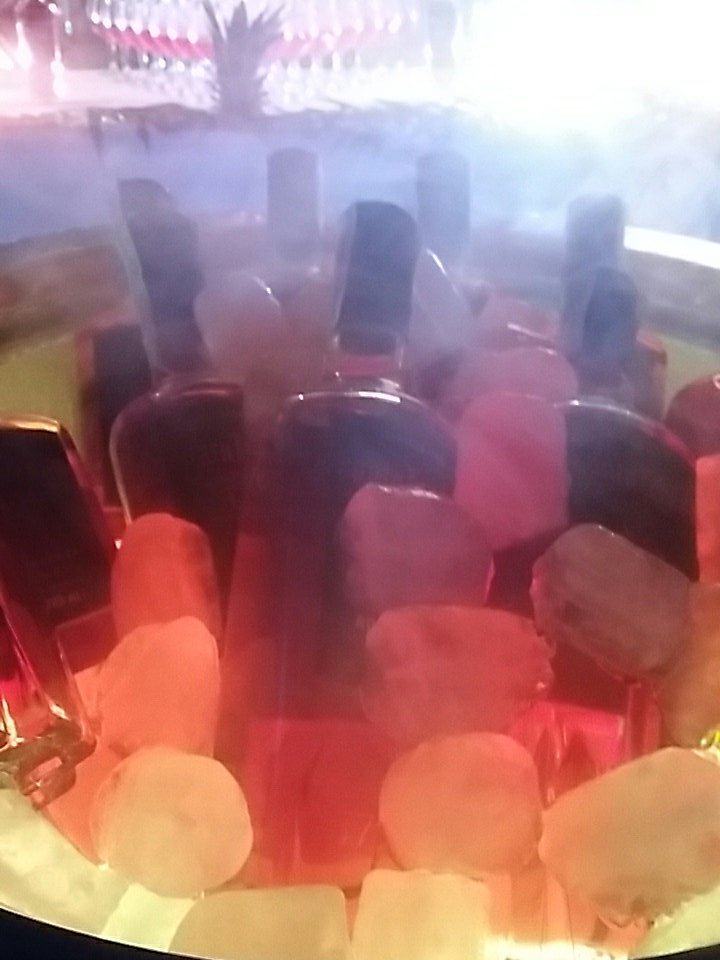 AfterPoloSTG's tweet photo. Ready #Afterpolo #Sotogrande #santateresa party time https://t.co/Mj49ZV4Fvp