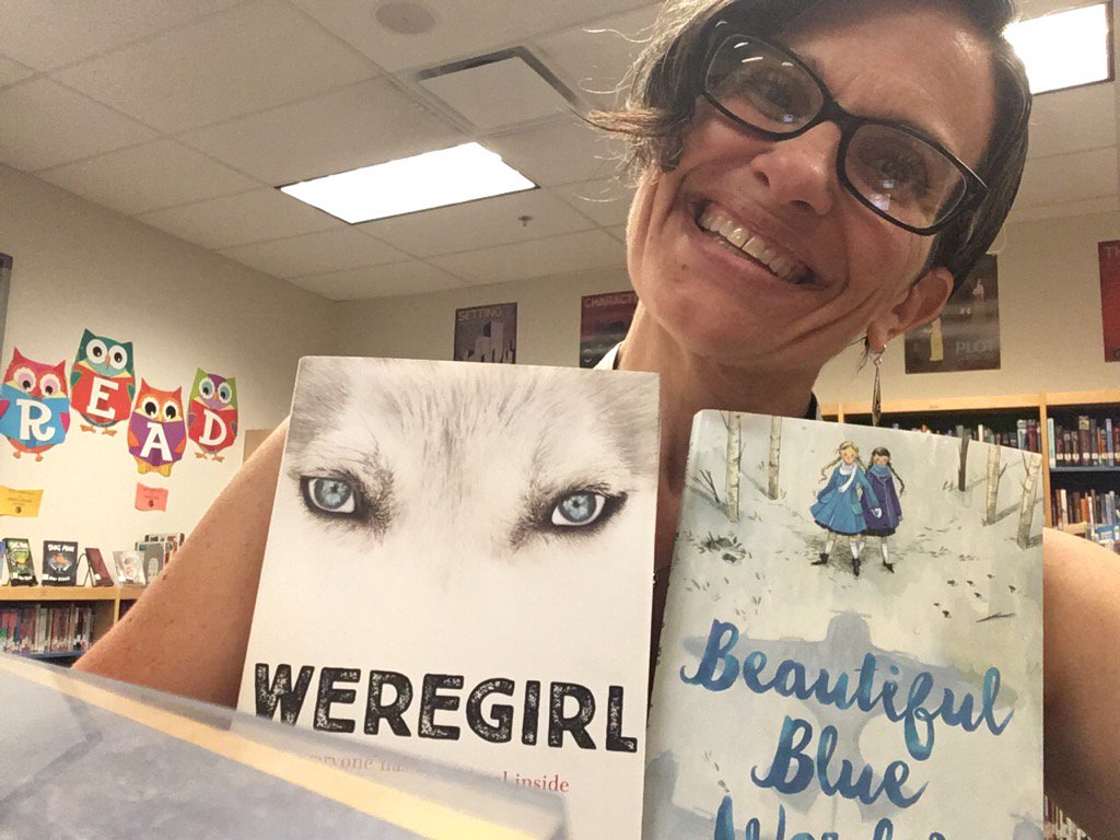 jennailsit19's tweet photo. Just received these gems for my library @WereGirlBook #beautifulblueworld Can't wait for #chimera and #threadsofblue https://t.co/lqLUothcOS