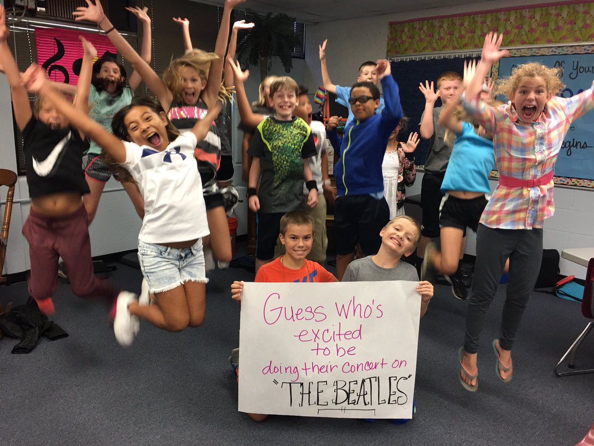DawnFountain5's tweet photo. Music is Rocking 6th Grade!  @Clearwater264 https://t.co/e9r4GXpyJp