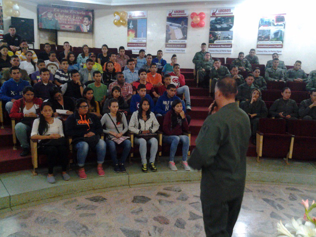 GNBPLANCHAMBAJ's tweet photo. #Esnoticia ESGUARNAC @Gnb_Cordero  #planchambajuvenil GNB, Tachira activo. Proceso de convocatoria y preselección. @Mindeporte @GNBoficial https://t.co/FlRB2a7CJQ