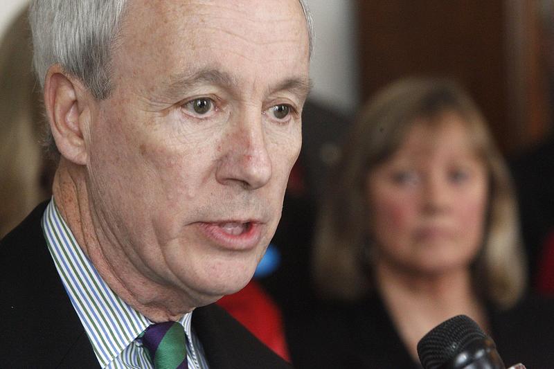 UVM President Tom Sullivan On Affirmative Action And Charlottesville bit.ly/2fSedR8 https://t.co/YffIJIBVFi