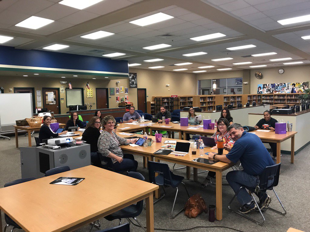 danaperry73's tweet photo. The leaders are back, the leaders are back! Vale leadership team rocks! #nisdvale https://t.co/PFDpNOWzwt