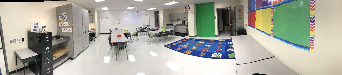 ArtBearStudio's tweet photo. Art Bear Studio is open &amp; ready for creating!!!! Can't wait to see what is made in here!!! #schoolstarting #room #ready @BrinkerPTA https://t.co/tO7k1sGLPL