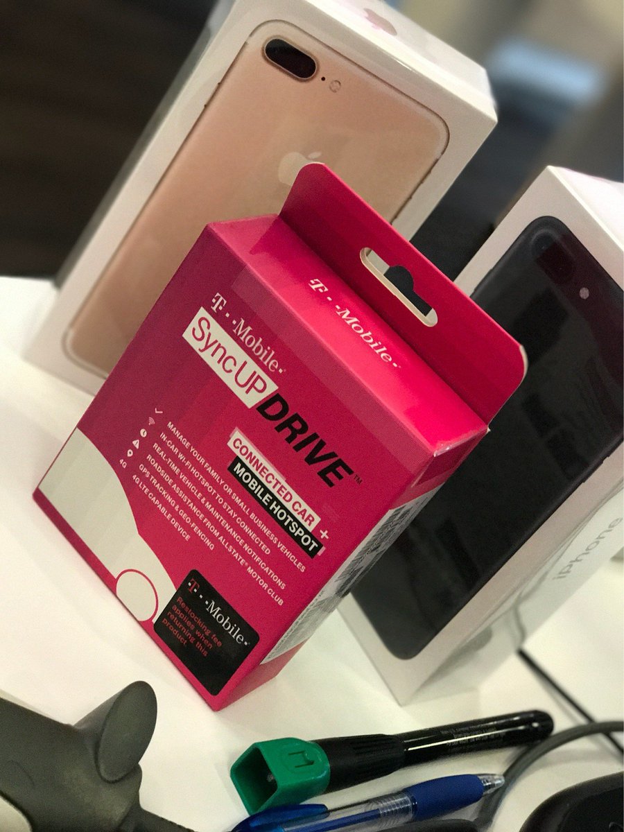 S/O to ESPN couple employees came down to our Bristol CT location 2 New and a Sync Up device #syncup4summer  <a href="/SaleemMdanat/">Saleem mdanat</a> <a href="/TMobile/">T-Mobile</a>