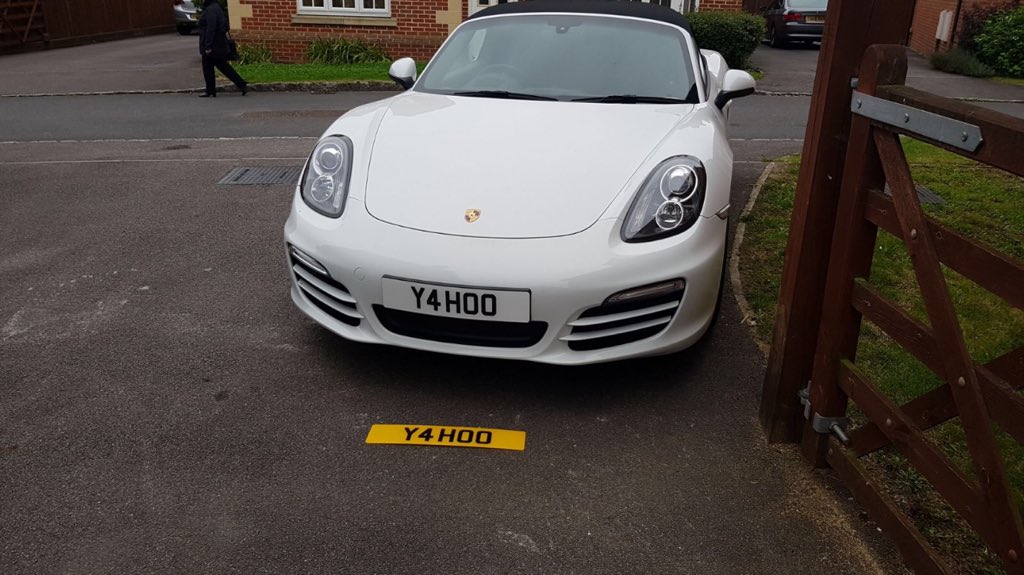kurtwilson's tweet photo. @marissamayer when you're next in UK let us know... you are very welcome at our offices.  since you left someone tried to steal my plate :( https://t.co/Bjs2MucSXB