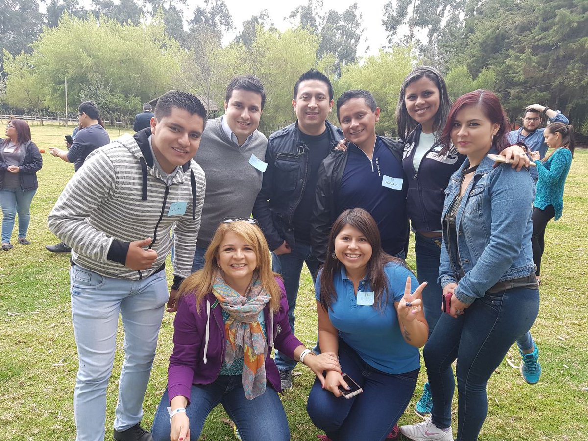 Samanth04165518's tweet photo. #bootcampbdp  azulll https://t.co/SqLHHkQOXr