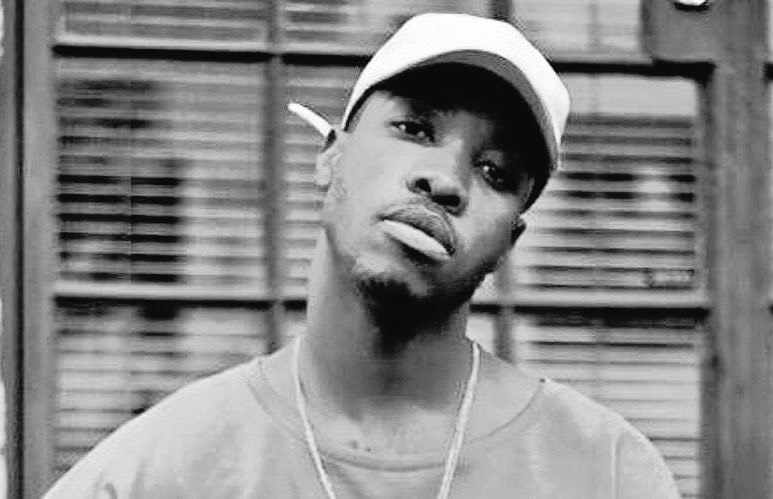 AuxGawdFans's tweet photo. Wait what ? @Aux_Gawd currently in studio with @LeParis_Za 2017 summer's gonna be wild 🔥🔥😭 https://t.co/8po4rwx27B