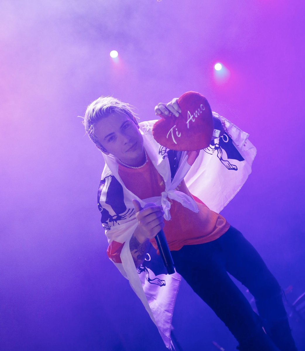 fedefederossi's tweet photo. Ti amo Sardegna! #ZeroPositivoSummerTour https://t.co/CGCnGeBT7q