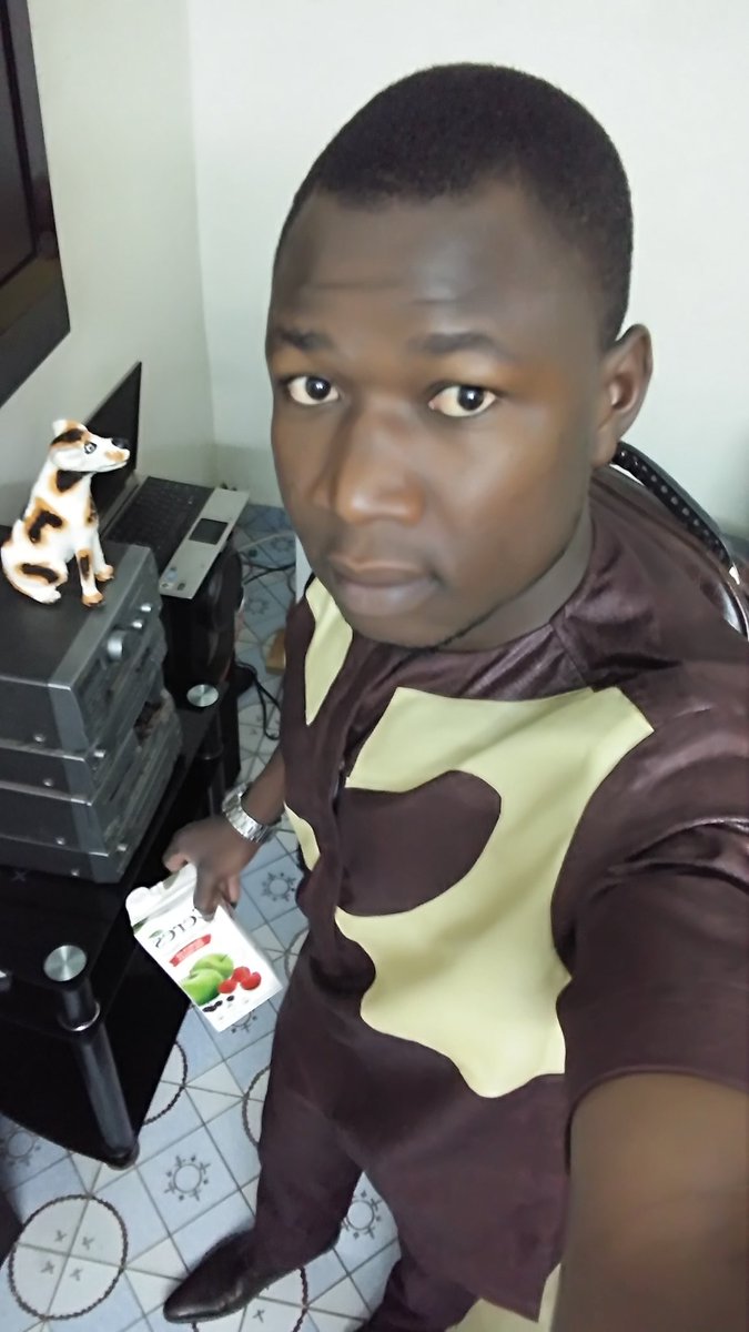 madou_dit's tweet image. Bonsoir les amis je me nomme Madou dit Madess