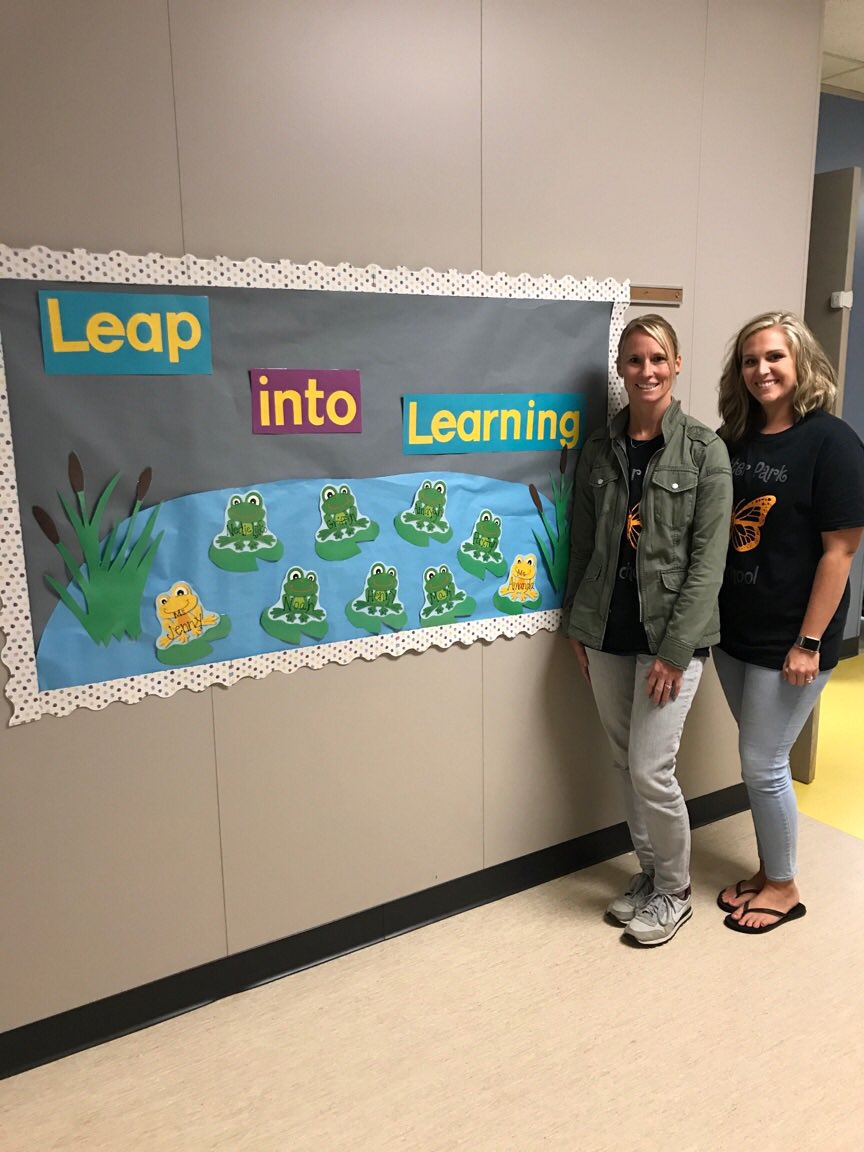 jennafish130's tweet photo. We're ready to leap into learning with our new teacher, Ms Amanda!!! #sutterrocks #itsworthit https://t.co/bZj2C0KdQh