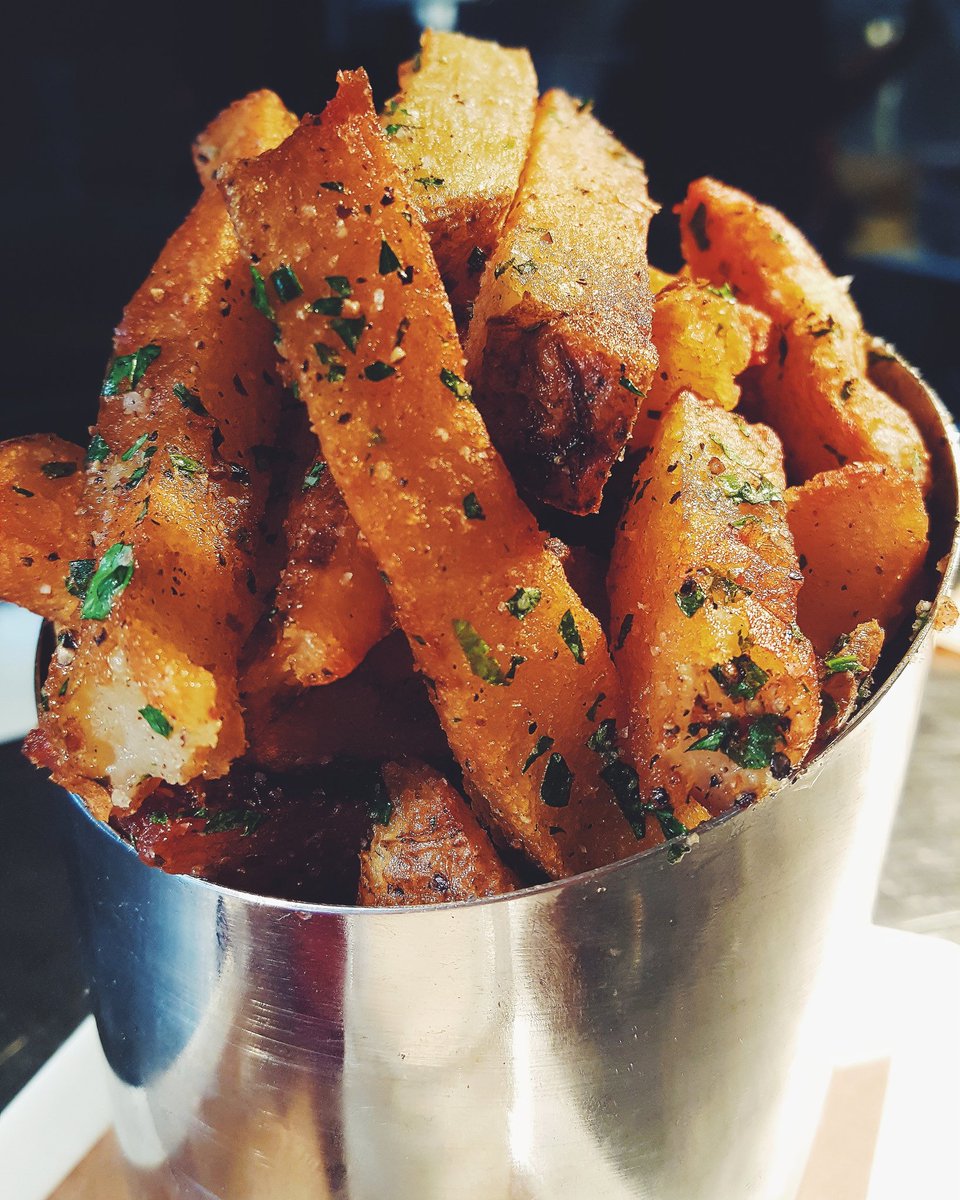 JGDomesticPHL's tweet photo. #FlashbackFRYday! Our classic Duck Fat Fries are making a special appearance! #garces #FlashbackFriday https://t.co/9X95eIGBBL