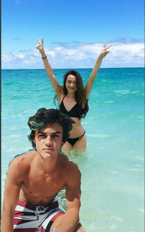 Merrelldolan2's tweet image. Sorry they aren't really good #DolanMerrellCollab