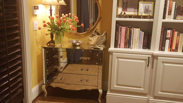 delvalres's tweet photo. Buying #vintage #furniture is becoming more of a #trend! https://t.co/aA7v8NeIh9 https://t.co/9Ji1CGsADy