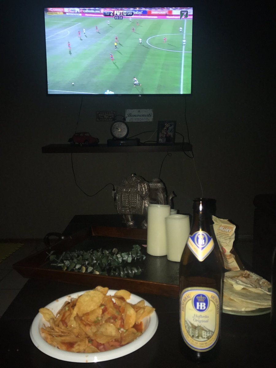 meza89's tweet photo. Disfrutando de este... #ViernesBotanero @AztecaDeportes https://t.co/nHrgpyeUTx