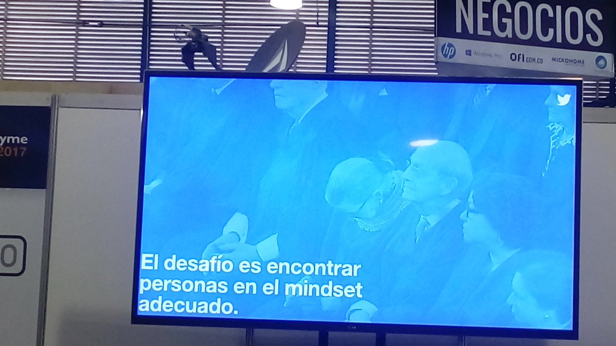 SALY2786's tweet photo. Consejos para Twitter gracias a @noelacki #EXPOMiPymeDIGITAL https://t.co/1em8kP5t5g