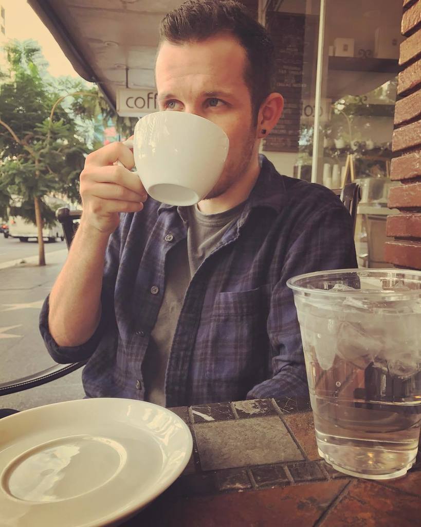 CBBistroLA's tweet photo. Chocolate Bar lattes bringing life to the city one moment at a time. #chocolatebarla #cafe #hollywood #delicious #… https://t.co/WWnDp3HfKf https://t.co/UgrLvLS0rz