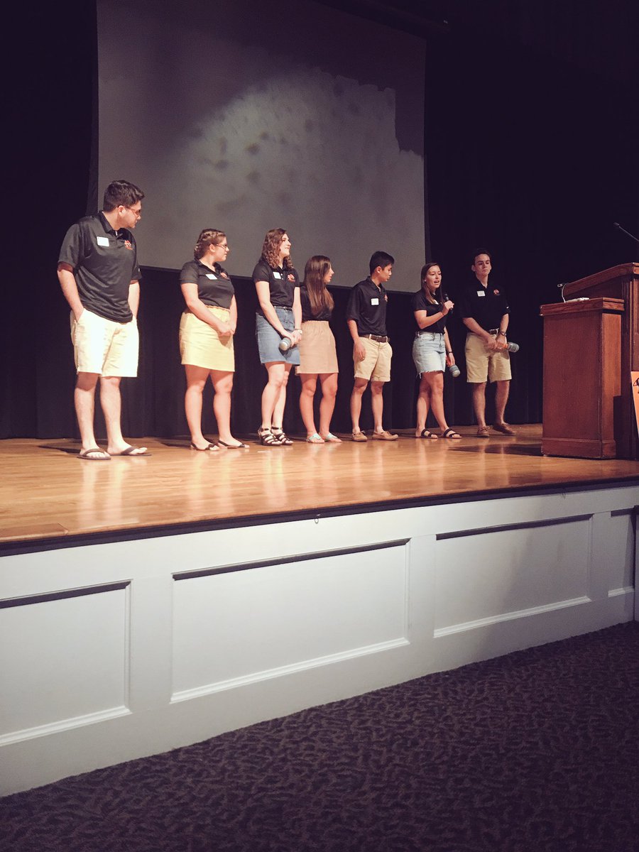 gc_firstyear's tweet photo. Meet your 2017-2018 SGA Cabinet! @GtownSGA https://t.co/KQJxM13Cpf