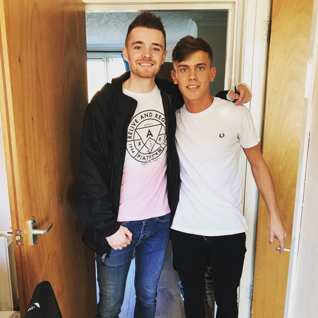 rossandrews004's tweet photo. #NewProfilePic https://t.co/7PlojUApXe