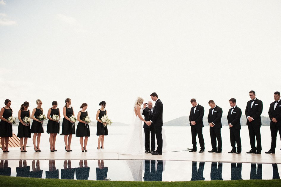 For those extra special romantic options, the sky is the limit on Lake Coeur d'Alene! #cdamemories bit.ly/2uYOkFq