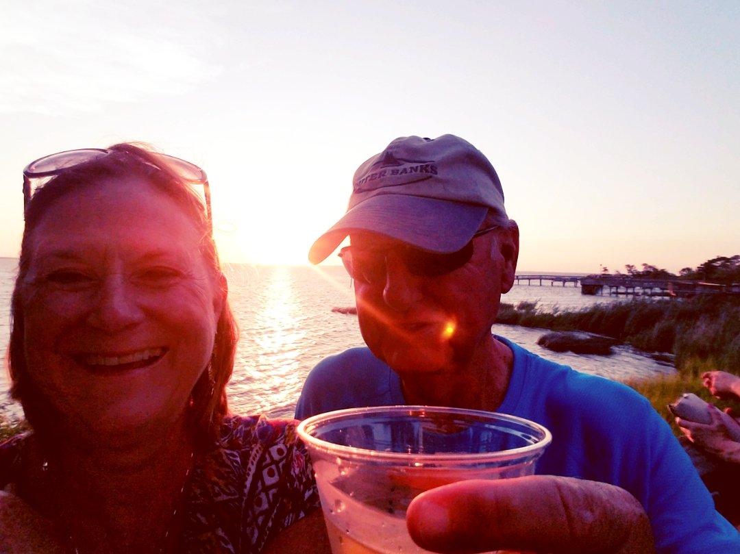 karenmorgan89's tweet image. #NHESSummerSelfie
#sunsetselfie#cheers@Wavecafe