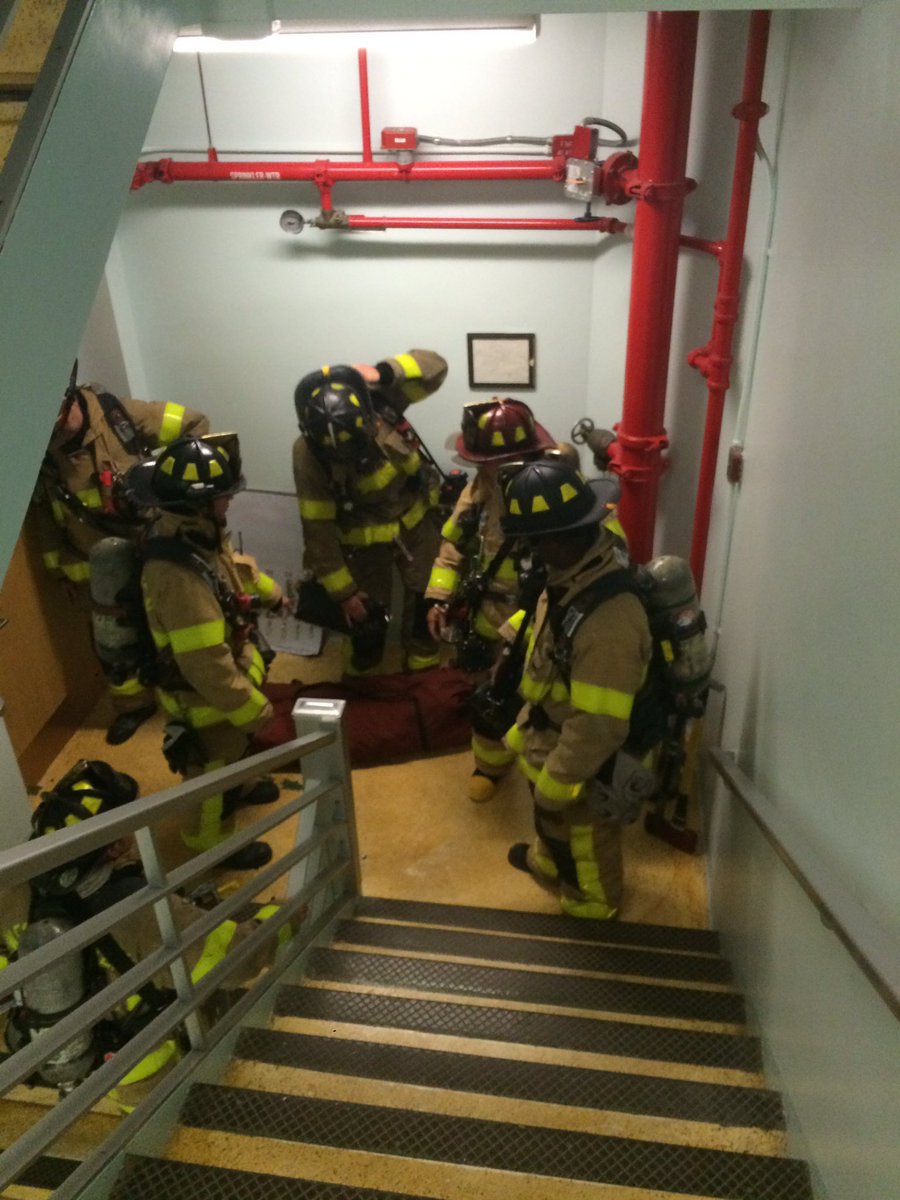 CenterDist's tweet image. West Haven Firefighters participating in a drill with VA Hospital this morning