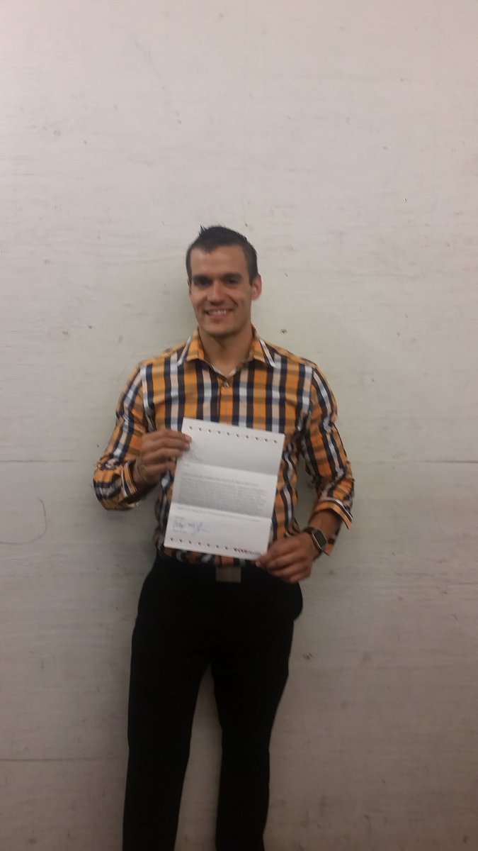 Jeff_O84's tweet photo. Great job to Jarod for getting an amazing customer compliment! Thank you for always offering excellent service! #sharecare https://t.co/BsSRjZJdsW