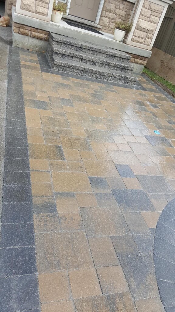 BluemaxLandscap's tweet photo. Gorgeous Interlocking Stones Front Entrance with Interlocking Stones Steps with @BestWayStone #Stradanova #happycustomers #CurbAppeal https://t.co/fFsPMOrcEJ