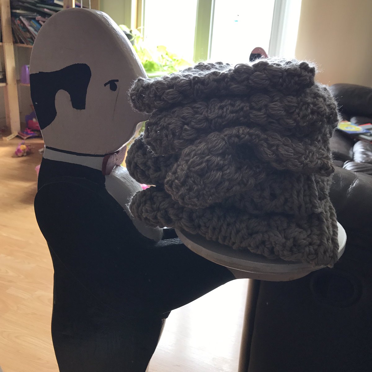 BookishMadHattr's tweet photo. Thank you Mr. Butler for holding my cowls.Wish he could weave in ends for me 🤔
#crochet #crocheteveryday #handmade #offmyhook #yarnaddict https://t.co/qMN3dg7gdK