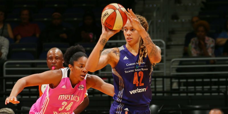 WNBA's tweet photo. End of 3rd quarter on @NBATV: @PhoenixMercury & @WashMystics tied 56-56
@brittneygriner: 12 PTS, 7 REB https://t.co/y1RniuCyzc