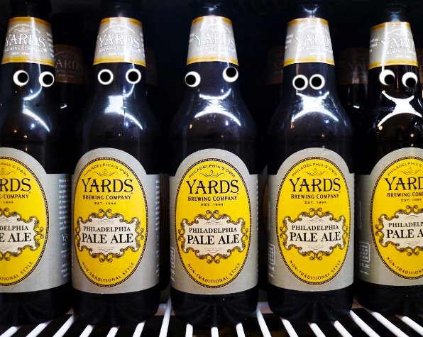 yardsbrew's tweet photo. 👀👀👀 #YARDS🍻 #PhillyPaleAle #SummerInOurBackyard https://t.co/ercZLhFe8z